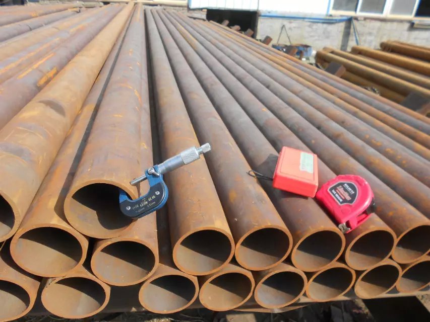 A diferença entre tubo de aço sem costura laminado a quente e tubo de aço sem costura laminado a frio